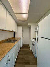 8 King Henry Cir in Rosedale, MD - Building Photo - Building Photo