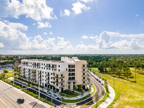 Fair Oaks in Homestead, FL - Building Photo - Building Photo