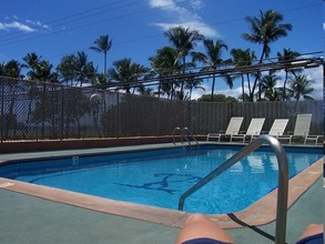 The Island Surf in Kihei, HI - Building Photo - Other