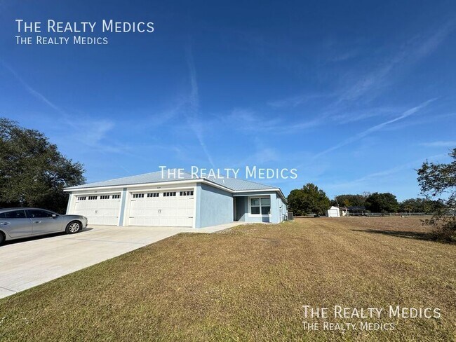 8145 Cozumel Ln in Sebring, FL - Building Photo - Building Photo