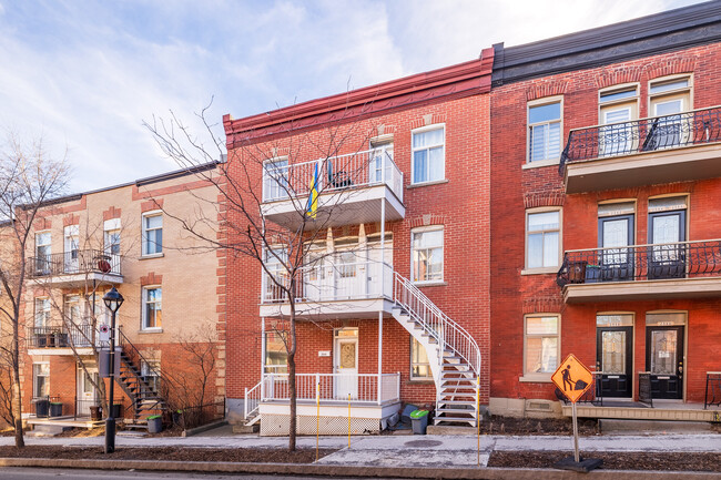 2548-2556 Frontenac St in Montréal, QC - Building Photo - Primary Photo