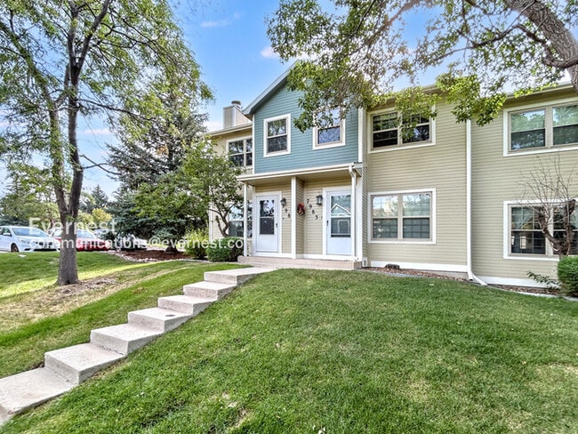 7985 Lexington Park Dr