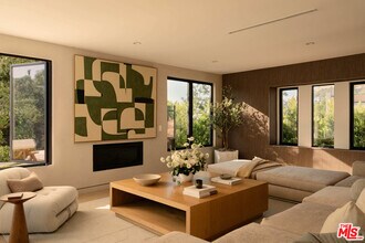 2608 Zorada Dr in Los Angeles, CA - Building Photo - Building Photo