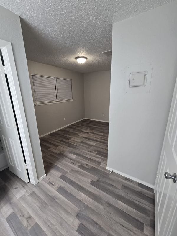 property at 2620 Ektom Dr