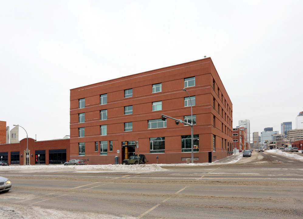 MacCosham Lofts in Edmonton, AB - Building Photo