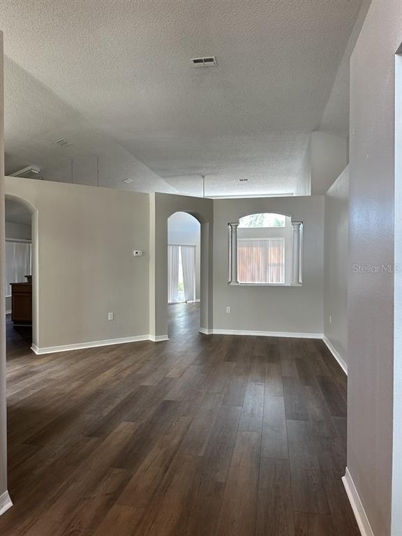 8928 Southbay Dr in Tampa, FL - Building Photo - Building Photo