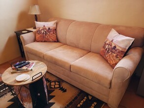 28 W San Marcos Rd, Unit Furnished Guest Unit in Santa Fe, NM - Building Photo - Building Photo