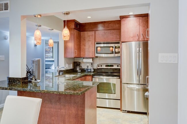 6480 Bayou Glen Rd in Houston, TX - Building Photo - Building Photo