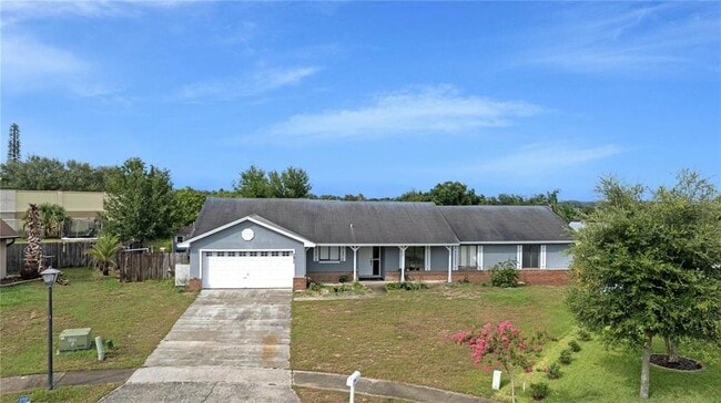 property at 7877 Kensingham Ct