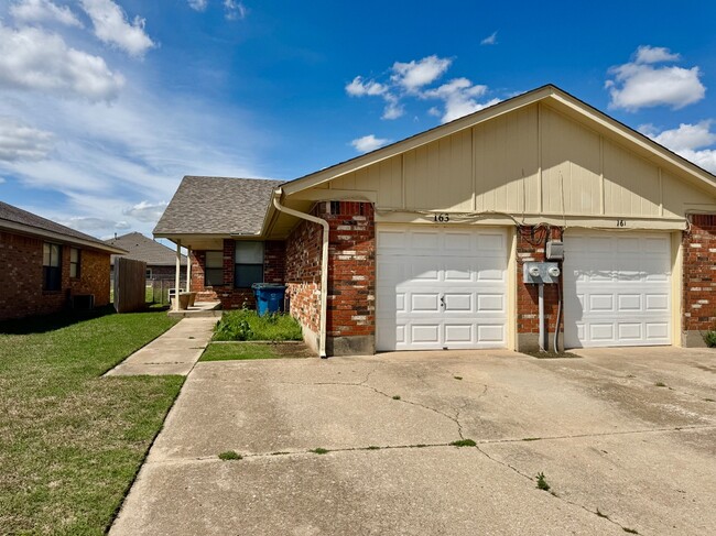 property at 163 Barrett Pl
