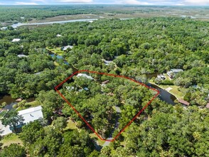 6554 S Beagle Dr in Homosassa, FL - Building Photo - Building Photo