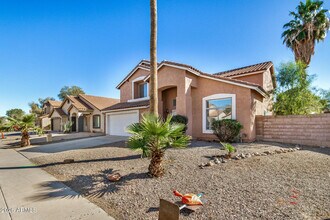 10377 W Piccadilly Rd in Avondale, AZ - Foto de edificio - Building Photo