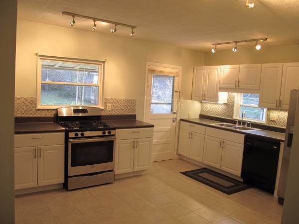 property at 2734 Coy St