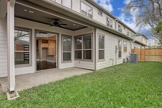 4853 Benning Dr in Houston, TX - Building Photo - Building Photo