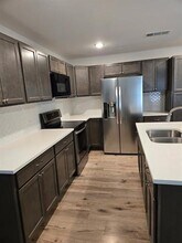 1632 E Arlington Ave in Fort Worth, TX - Building Photo - Building Photo