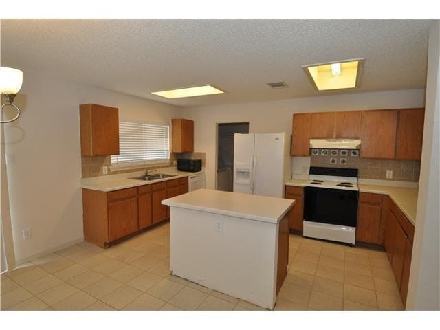 2647 Andres Way in Round Rock, TX - Building Photo - Building Photo