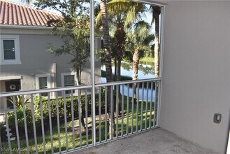 23420 Alamanda Dr in Bonita Springs, FL - Foto de edificio - Building Photo