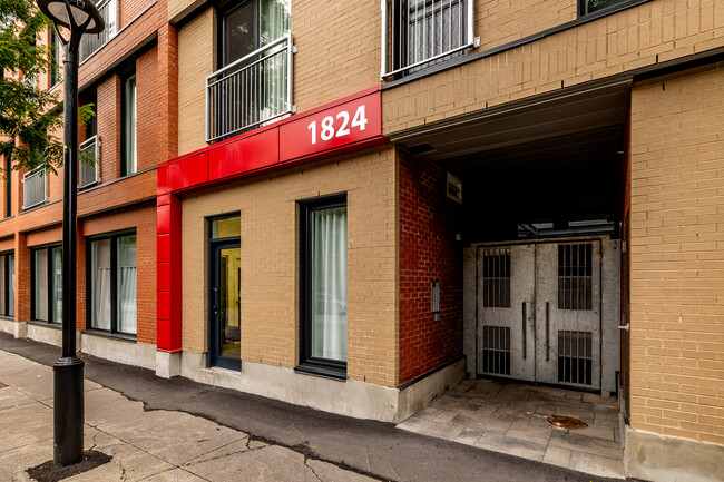 1824 Atateken Rue in Montréal, QC - Building Photo - Building Photo