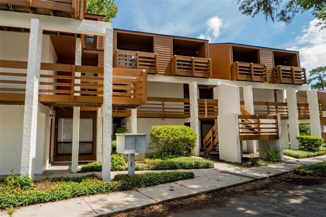 1658 SW 16th St in Gainesville, FL - Building Photo - Building Photo
