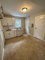 130 Osborne Ter, Unit 3