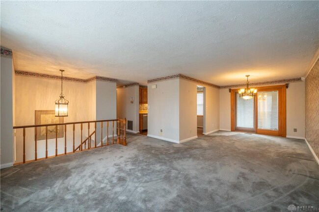 1201 Bailey Ave in Vandalia, OH - Building Photo - Building Photo