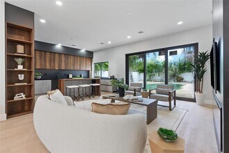 259 Lombardy Ave in Lauderdale-by-the-Sea, FL - Building Photo - Building Photo