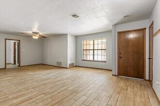 2508 NE Turtle Creek Dr in Lawton, OK - Building Photo - Building Photo