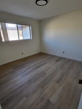 16307 Gramercy Pl, Unit 2 in Gardena, CA - Building Photo - Building Photo