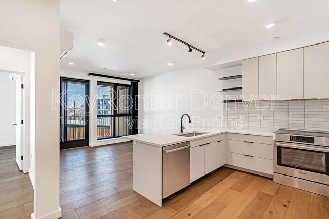 property at 1601 Park Ave