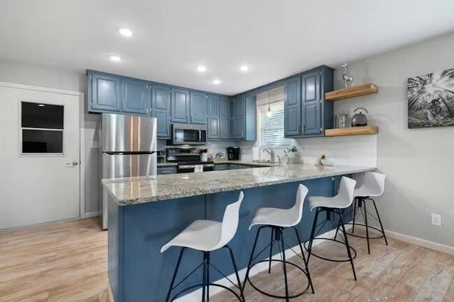 15 Churchill Dr in Bella Vista, AR - Building Photo - Building Photo