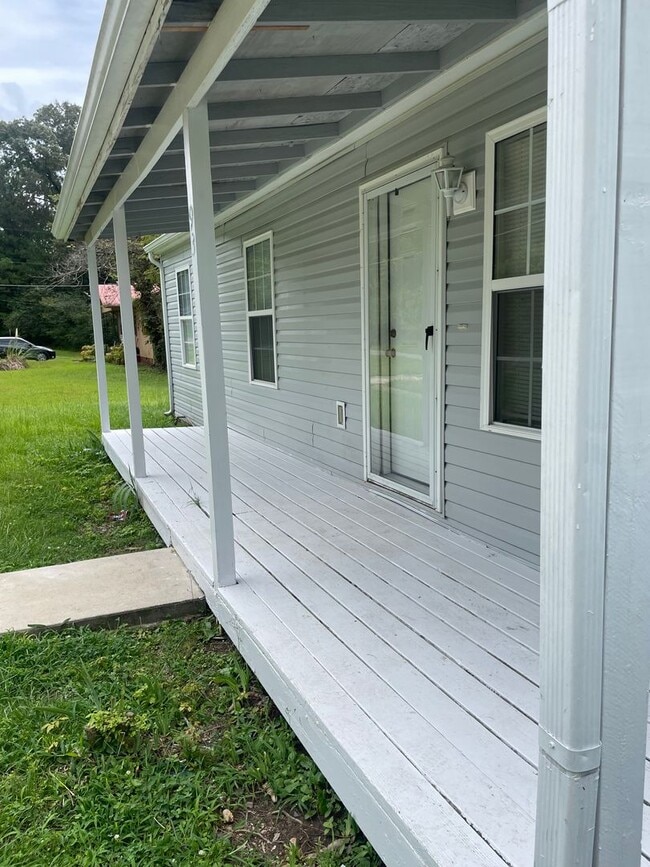 93 Nunnally Ave in Anniston, AL - Building Photo - Building Photo