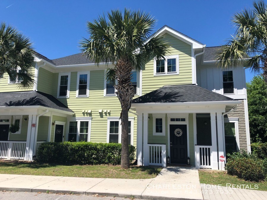 1225 Blakeway St-Unit -Unit 605 in Charleston, SC - Building Photo