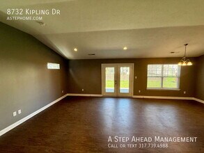 8732 Kipling Dr in Indianapolis, IN - Building Photo - Building Photo