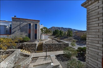 6201 Escondido Dr in El Paso, TX - Building Photo - Building Photo
