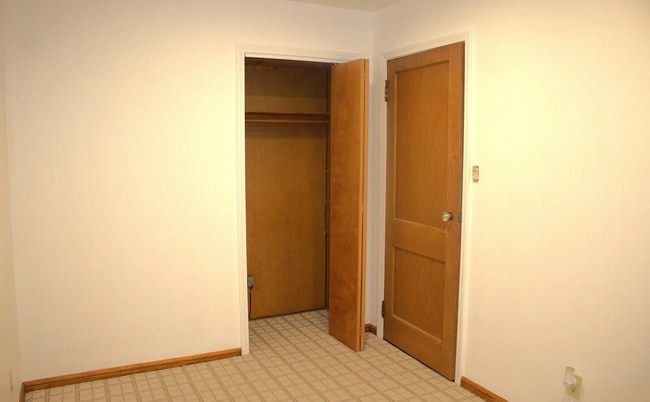 property at 1843 Purdue Dr