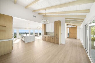 2719 Setting Sun Dr in Newport Beach, CA - Building Photo - Building Photo