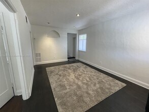 500 NE 70th St in Miami, FL - Building Photo - Building Photo