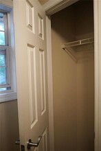 4001 Riverlook Pkwy SE in Marietta, GA - Building Photo - Building Photo