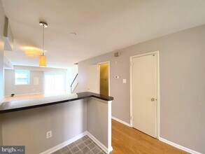 27 Barclay Ct in Blue Bell, PA - Building Photo - Building Photo