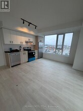 4878 Powers Cmn in Burlington, ON - Building Photo - Building Photo