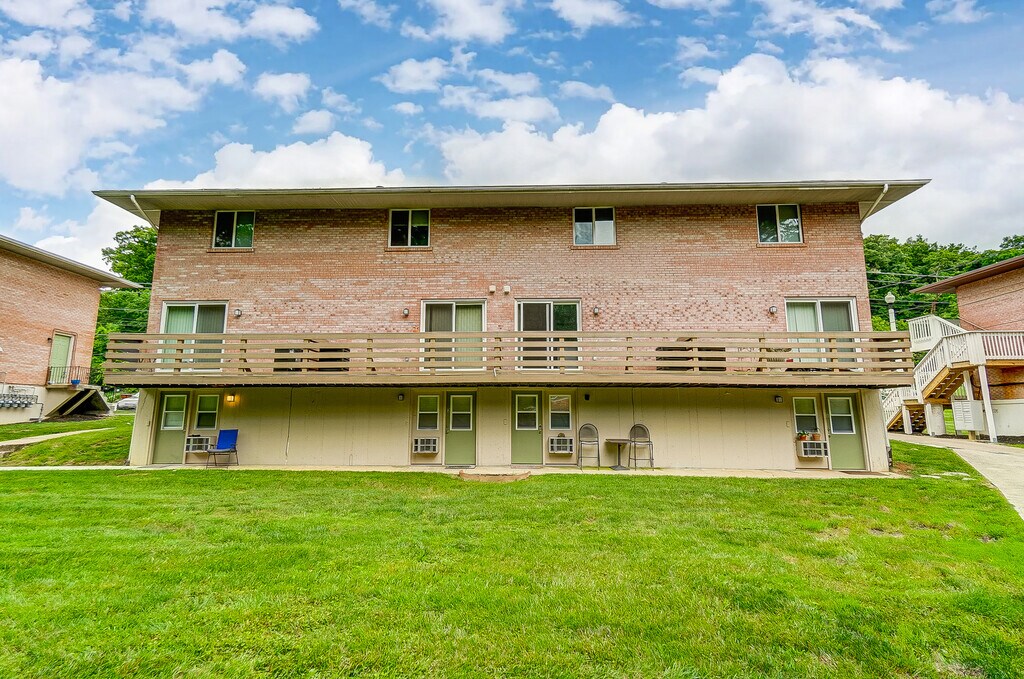 Oaks of Newport Apartments in Newport, KY