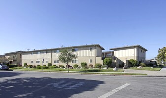 Apartments For Rent Near University Park Elementary School In Tropicana Apartments