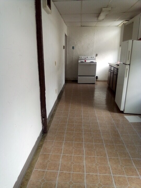 153 Main St, Unit Huge Sunny 1-Bdrm in Cohoes, NY - Building Photo