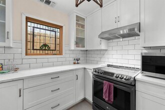 4610 Avenue B in Austin, TX - Building Photo - Building Photo