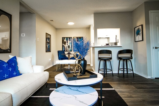 The Vibe in Austin, TX - Building Photo - Building Photo