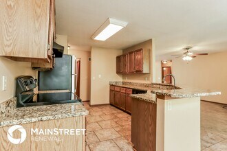447 Slusser Ln in Florissant, MO - Building Photo - Building Photo