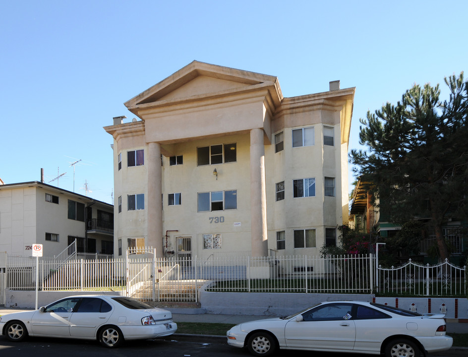 730 Beacon Ave in Los Angeles, CA - Foto de edificio