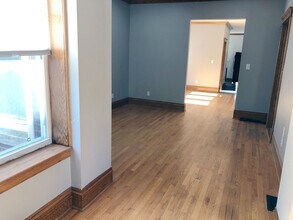 1715 W Rascher Ave in Chicago, IL - Building Photo - Building Photo