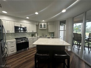 16420 Millstone Cir in Ft. Myers, FL - Building Photo - Building Photo