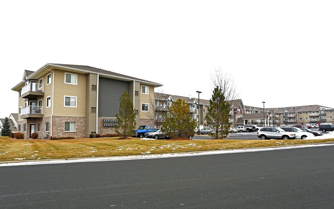 Addison Apartments in Shakopee, MN - Building Photo - Building Photo